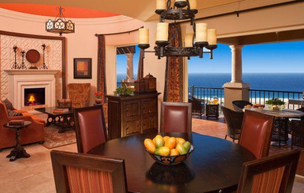 PBonito-Montecristo-Villas-LivDinRoom-564a03747ab58-620x450